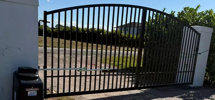 Driveway Fence Repair Darien